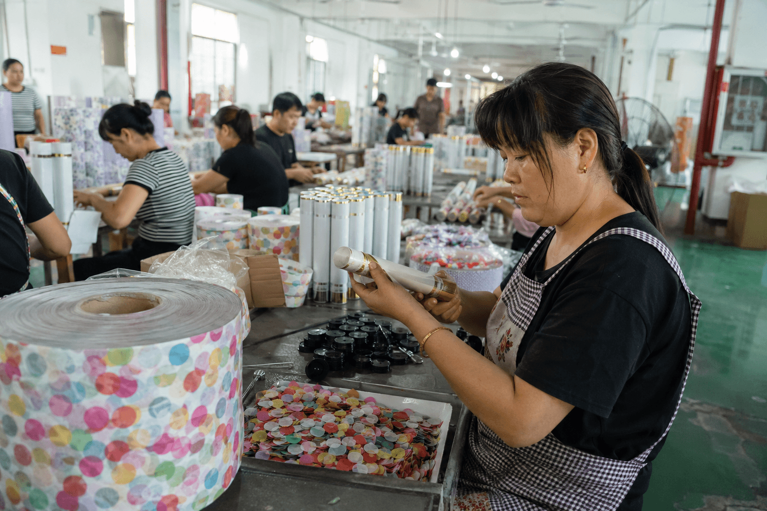 工厂直供彩纸礼花炮合作：提升庆典用品利润的蓝图